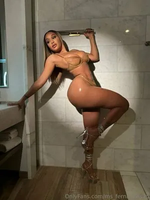 Ms Fernandes25 OnlyFans Leaked Free Thumbnail Picture - #0CidORTzLK