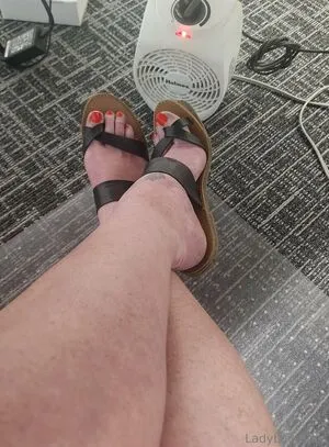Ms Lovetoes OnlyFans Leaked Free Thumbnail Picture - #T5y3CLAwaE