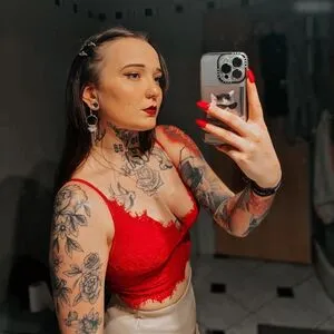 Ms Lxura OnlyFans Leaked Free Thumbnail Picture - #5Hl2DR3ML1
