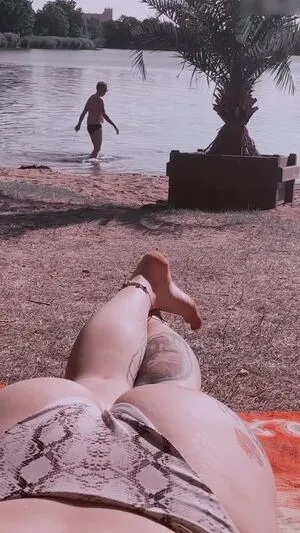 Ms Lxura OnlyFans Leaked Free Thumbnail Picture - #wPlmzx8EWq