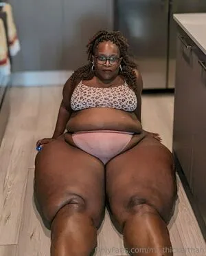 Ms Thickerthan OnlyFans Leaked Free Thumbnail Picture - #q1bj4mcEcy