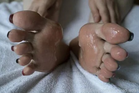 Ms Tired Soles OnlyFans Leaked Free Thumbnail Picture - #Qs8AUjmKaY