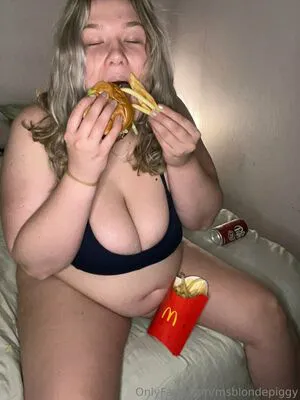 Msblondepiggy OnlyFans Leaked Free Thumbnail Picture - #JcEikxcMa9