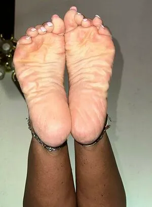 Mshoneysoles OnlyFans Leaked Free Thumbnail Picture - #yuBAnZf0SE