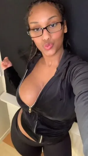 Msodile OnlyFans Leaked Free Thumbnail Picture - #4asmWe6Ol5