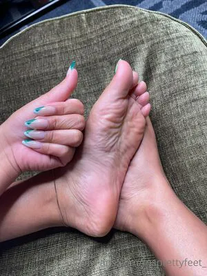 Msprettyfeet OnlyFans Leaked Free Thumbnail Picture - #8Y47BXAhCF