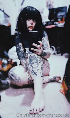 Msrazorde OnlyFans Leaked Free Thumbnail Picture - #48heaRXwU1