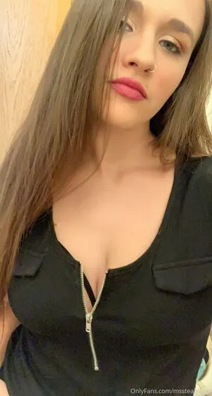 Msstealyagirl OnlyFans Leaked Free Thumbnail Picture - #HNPn42nT6S