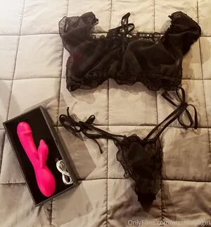 Msstealyagirl OnlyFans Leaked Free Thumbnail Picture - #QH1ZAKv2cy