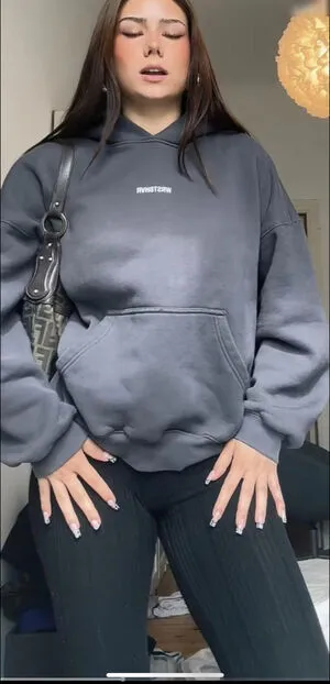 Mthlara OnlyFans Leaked Free Thumbnail Picture - #5860Y8hB67