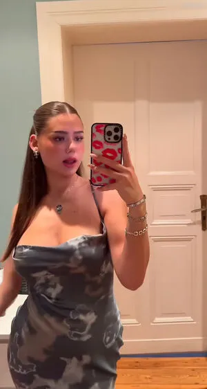 Mthlara OnlyFans Leaked Free Thumbnail Picture - #ea8C7xmLG5