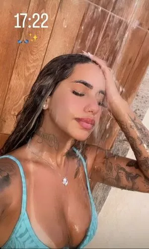 Muito Linda OnlyFans Leaked Free Thumbnail Picture - #SKGutVm8PA