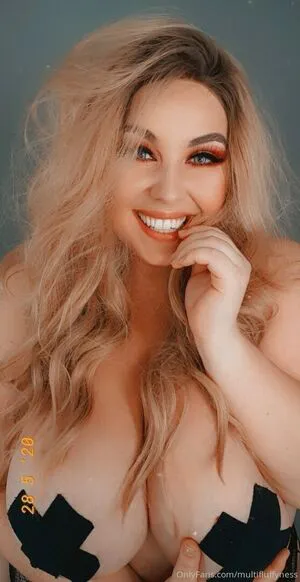 Multifluffyness OnlyFans Leaked Free Thumbnail Picture - #4EIGMveLH5