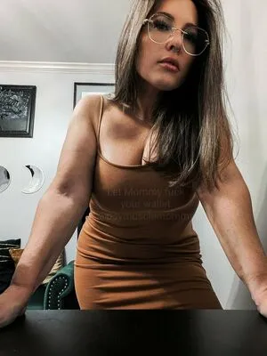 Muscle Mommy OnlyFans Leaked Free Thumbnail Picture - #ePlvCuQrRk