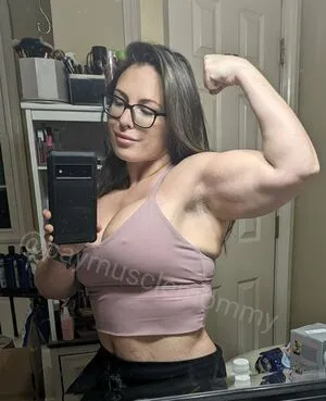 Muscle Mommy OnlyFans Leaked Free Thumbnail Picture - #v600TovUaz