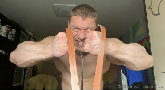 Muscle Show OnlyFans Leaked Free Thumbnail Picture - #QCugesv9NF