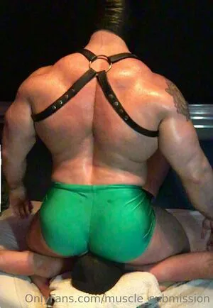 Muscle Submission OnlyFans Leaked Free Thumbnail Picture - #VARX8UuVuy