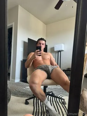 Muscle101 OnlyFans Leaked Free Thumbnail Picture - #74V1HM3SZH