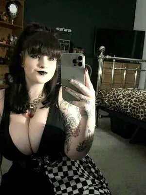 Museofthedamned OnlyFans Leaked Free Thumbnail Picture - #ECCIZ4Y8DU