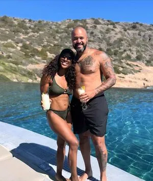 Musicians Singers OnlyFans Leaked Free Thumbnail Picture - #MpUJcV3vse