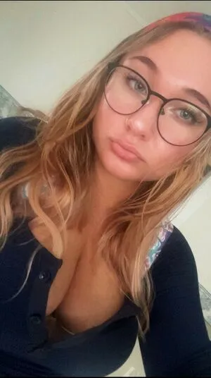 Mxwuni OnlyFans Leaked Free Thumbnail Picture - #68GDF2U2Nq