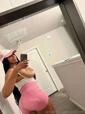 Myahjanex OnlyFans Leaked Free Thumbnail Picture - #6JJwLwEIf9