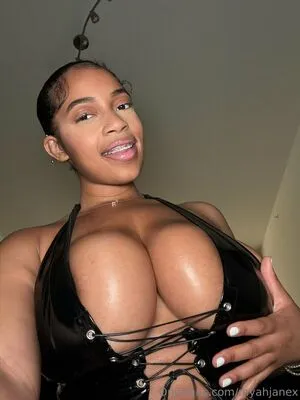 Myahjanex OnlyFans Leaked Free Thumbnail Picture - #RuMic50tda