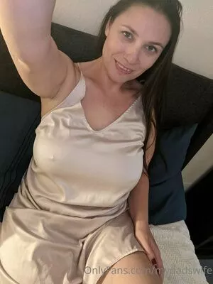 Mydadswife OnlyFans Leaked Free Thumbnail Picture - #Jxr2c2ocog