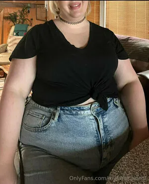 Myfatblondegf OnlyFans Leaked Free Thumbnail Picture - #5fPobNToa0