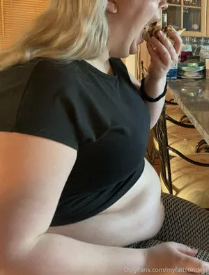 Myfatblondegf OnlyFans Leaked Free Thumbnail Picture - #Nhiz3SKC9V