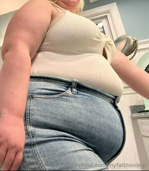 Myfatblondegf OnlyFans Leaked Free Thumbnail Picture - #yxb8ZKQqEf