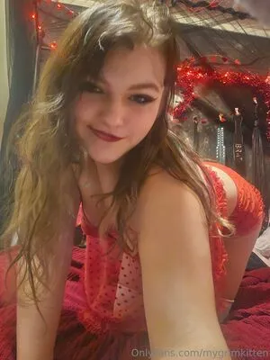 Mygrimkitten OnlyFans Leaked Free Thumbnail Picture - #dovzbOhnc4