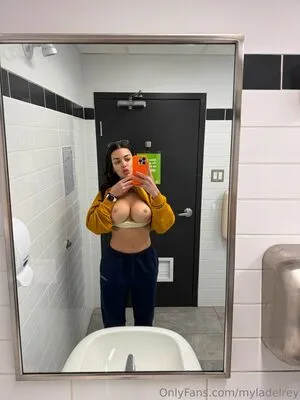 Myladelrey OnlyFans Leaked Free Thumbnail Picture - #SOAug4BsnV