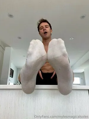 Mylesmagicalsoles OnlyFans Leaked Free Thumbnail Picture - #8AhinocEVn