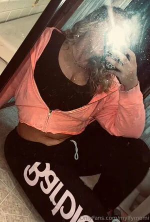 Mylfymomi OnlyFans Leaked Free Thumbnail Picture - #1u9bViAA4D