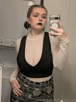 Mylovemaeve OnlyFans Leaked Free Thumbnail Picture - #WANZk4ASSx