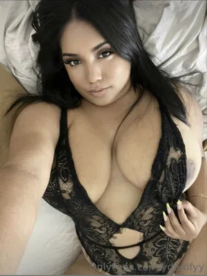 Mynamesydalia OnlyFans Leaked Free Thumbnail Picture - #NDVhuAJ5tg