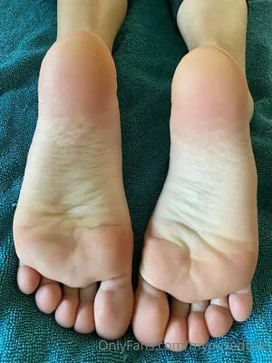 Myposedtoes OnlyFans Leaked Free Thumbnail Picture - #1ZQAuGW0XV