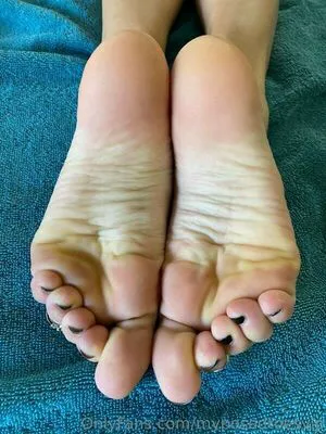 Myposedtoes OnlyFans Leaked Free Thumbnail Picture - #6yrPWgnmQn