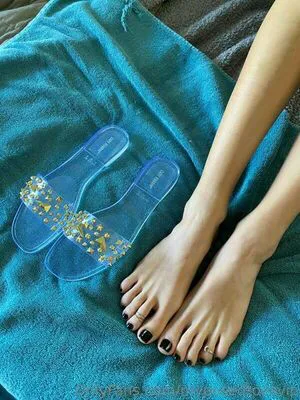 Myposedtoes OnlyFans Leaked Free Thumbnail Picture - #A8XbNNWvsu