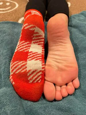 Myposedtoes OnlyFans Leaked Free Thumbnail Picture - #COatoMVNNl