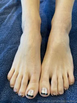 Myposedtoes OnlyFans Leaked Free Thumbnail Picture - #cNLFTvLWwd