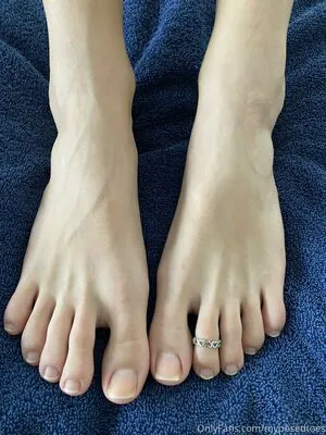 Myposedtoes OnlyFans Leaked Free Thumbnail Picture - #ebAJk3zzYT
