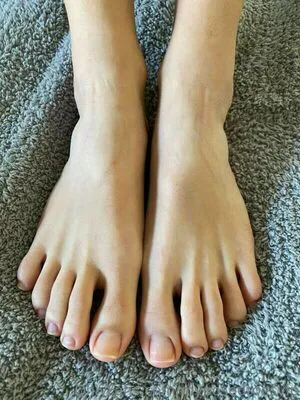 Myposedtoes OnlyFans Leaked Free Thumbnail Picture - #rrMXy7eug3
