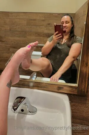 Myprettyfeet8free OnlyFans Leaked Free Thumbnail Picture - #huESOtOAKM