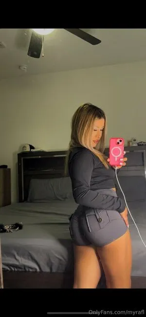 Myrafl OnlyFans Leaked Free Thumbnail Picture - #6ovm4qYeUe