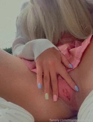 Myropesbunny OnlyFans Leaked Free Thumbnail Picture - #PiHq3JxItu