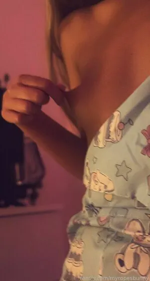 Myropesbunny OnlyFans Leaked Free Thumbnail Picture - #yvjzwyTyp3