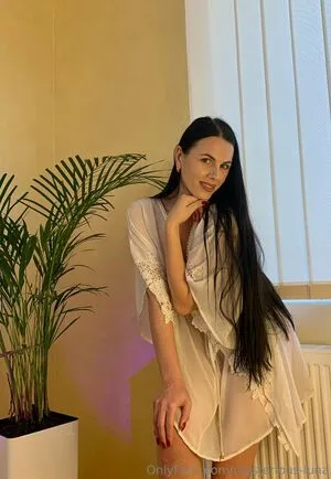 Mysterious Luna OnlyFans Leaked Free Thumbnail Picture - #8NrUbioIaR