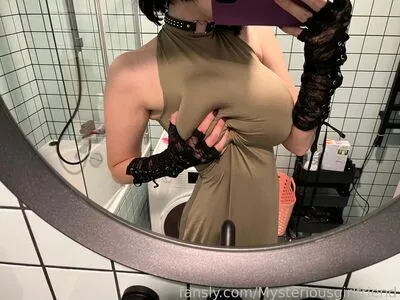 Mysteriousgirlfriendxoxo OnlyFans Leaked Free Thumbnail Picture - #X1ISbdsRpt